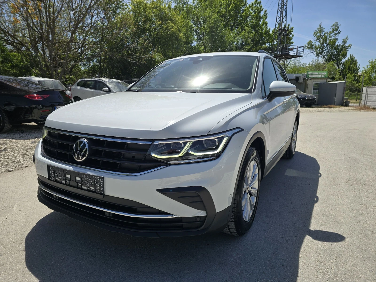 VW Tiguan 2.0TDI 150к.с LIFE DSG Камера Дистроник 