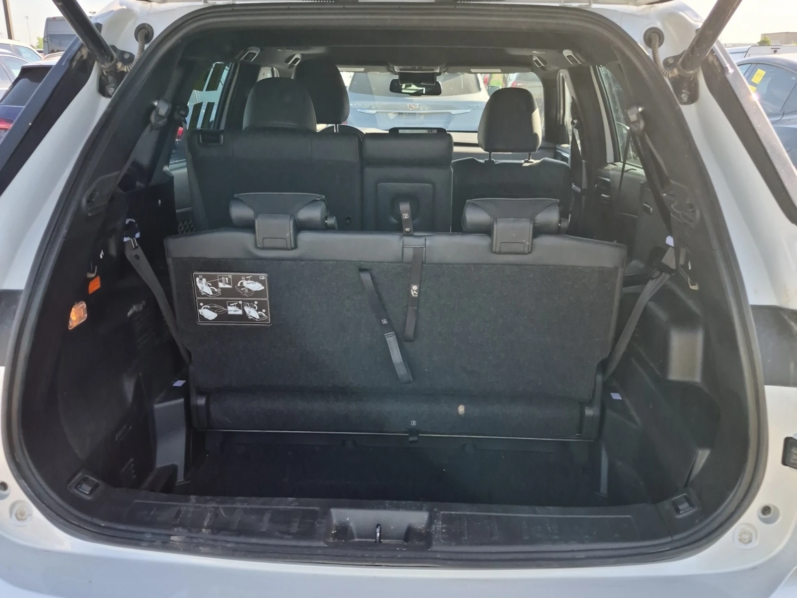 Mitsubishi Outlander GT/PHEV/AWD/PANO/7 МЕСТА, снимка 12 - Автомобили и джипове - 54792985