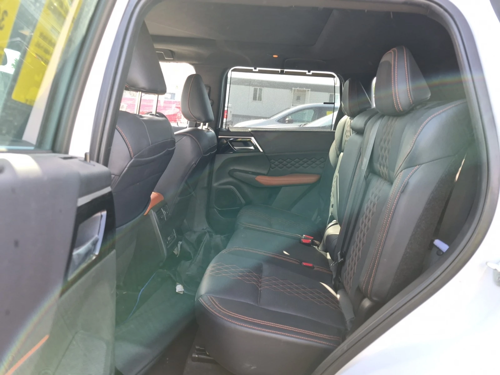 Mitsubishi Outlander GT/PHEV/AWD/PANO/7 МЕСТА, снимка 9 - Автомобили и джипове - 54792985