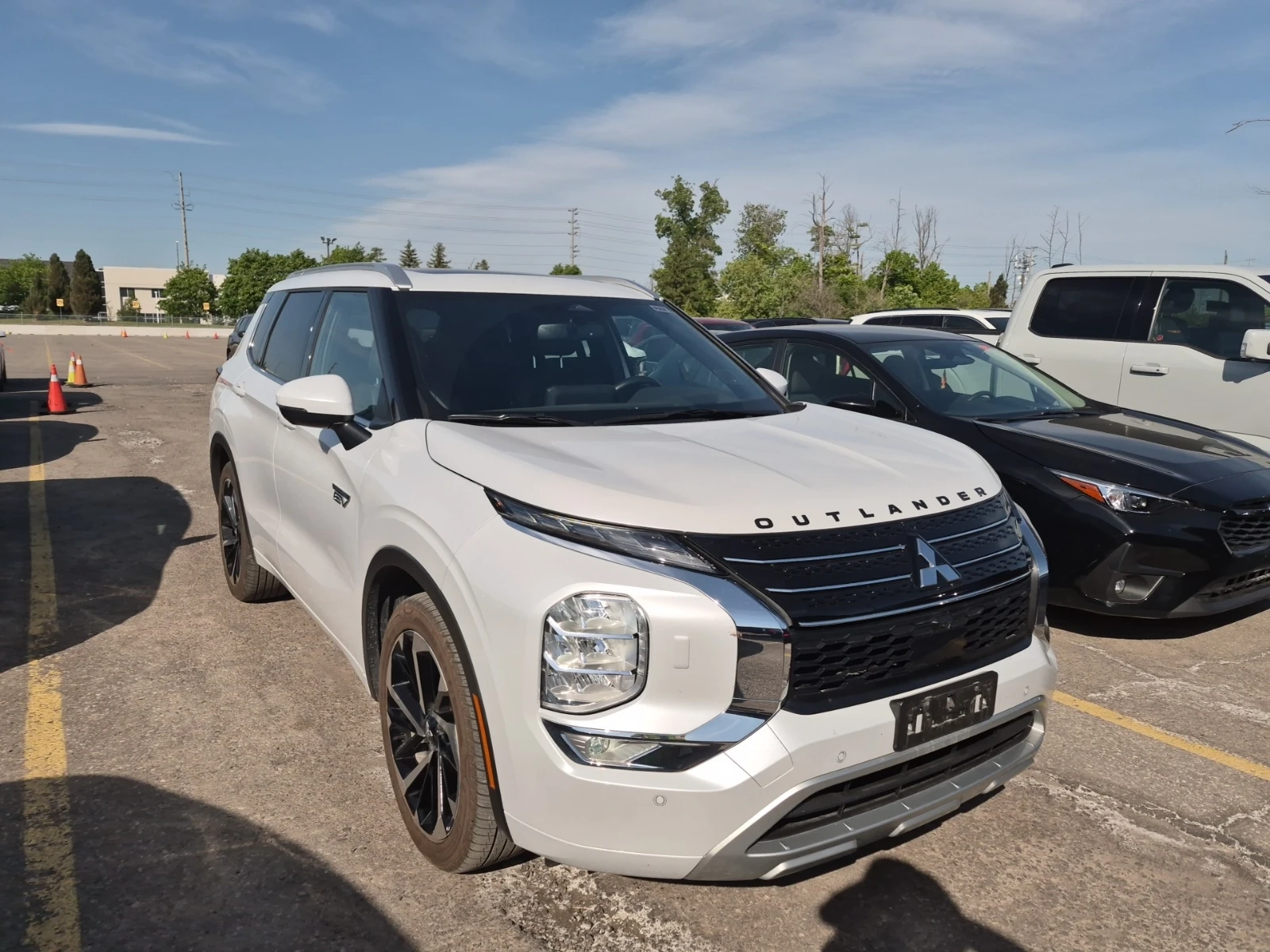 Mitsubishi Outlander GT/PHEV/AWD/PANO/7 МЕСТА