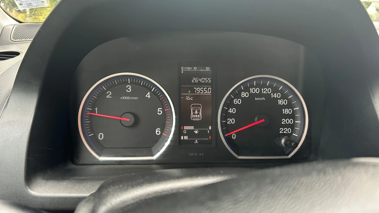 Honda Cr-v, снимка 11 - Автомобили и джипове - 54809579