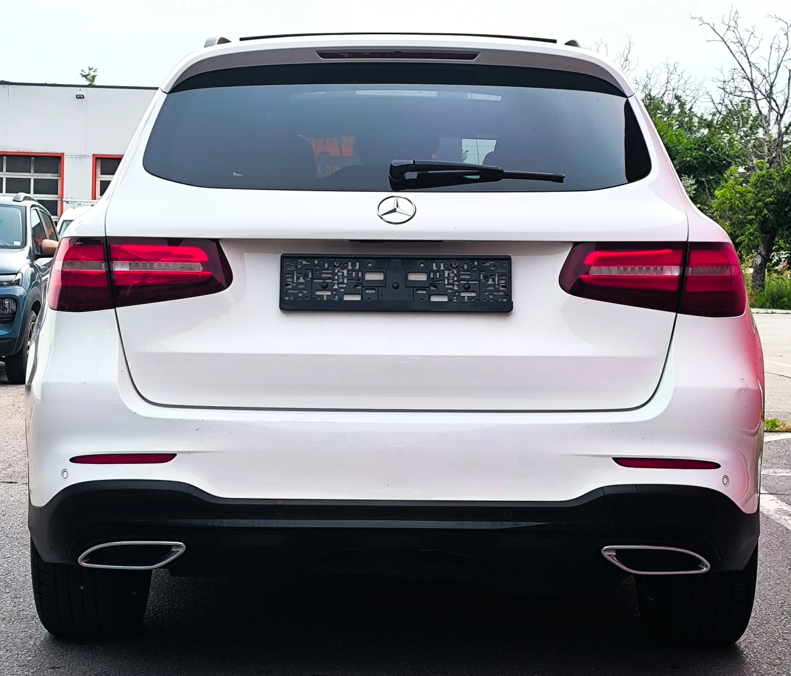 Mercedes-Benz GLC 250 D/AMG/4-MATIC/9G/HEADUP/BURMEISTER/PANORAMA, снимка 6 - Автомобили и джипове - 55036541