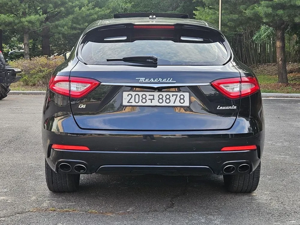 Maserati Levante 3.0 AWD, снимка 3 - Автомобили и джипове - 55944239