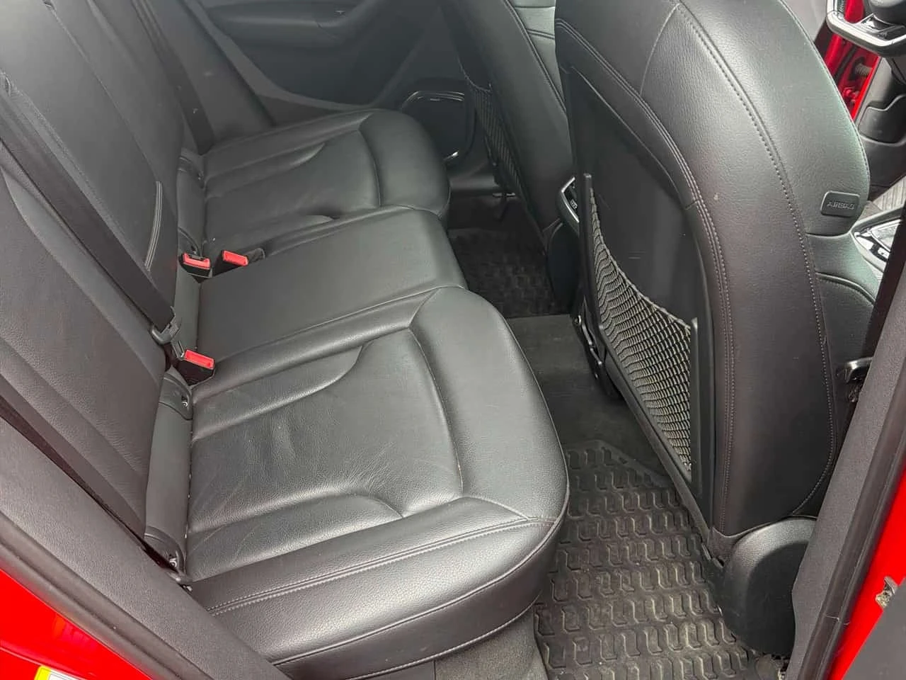 Audi Q3 Technik | Black Optic | Bose | LED | CARFAX, снимка 12 - Автомобили и джипове - 56356862