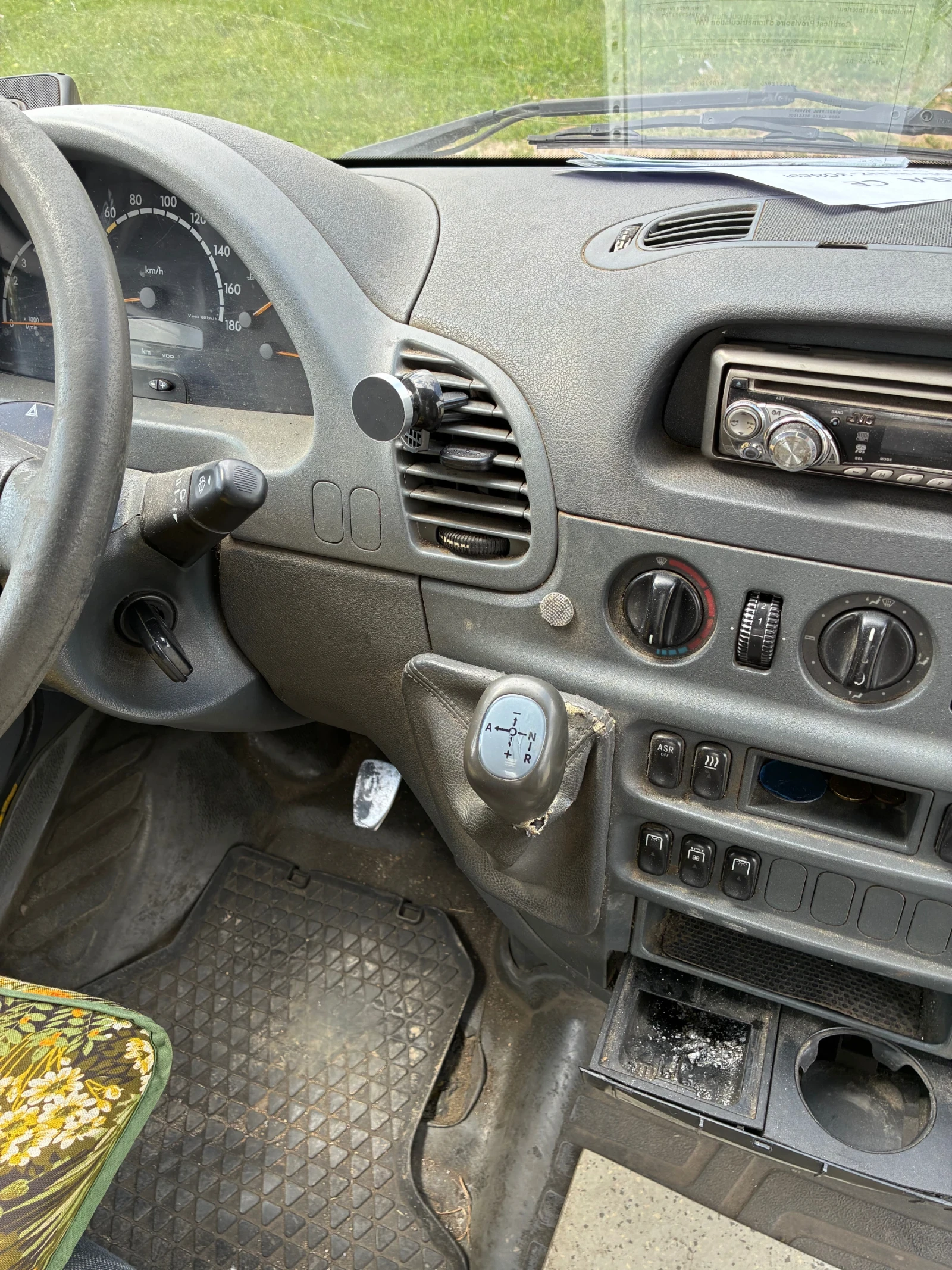 Mercedes-Benz 308, снимка 12 - Бусове и автобуси - 54726797