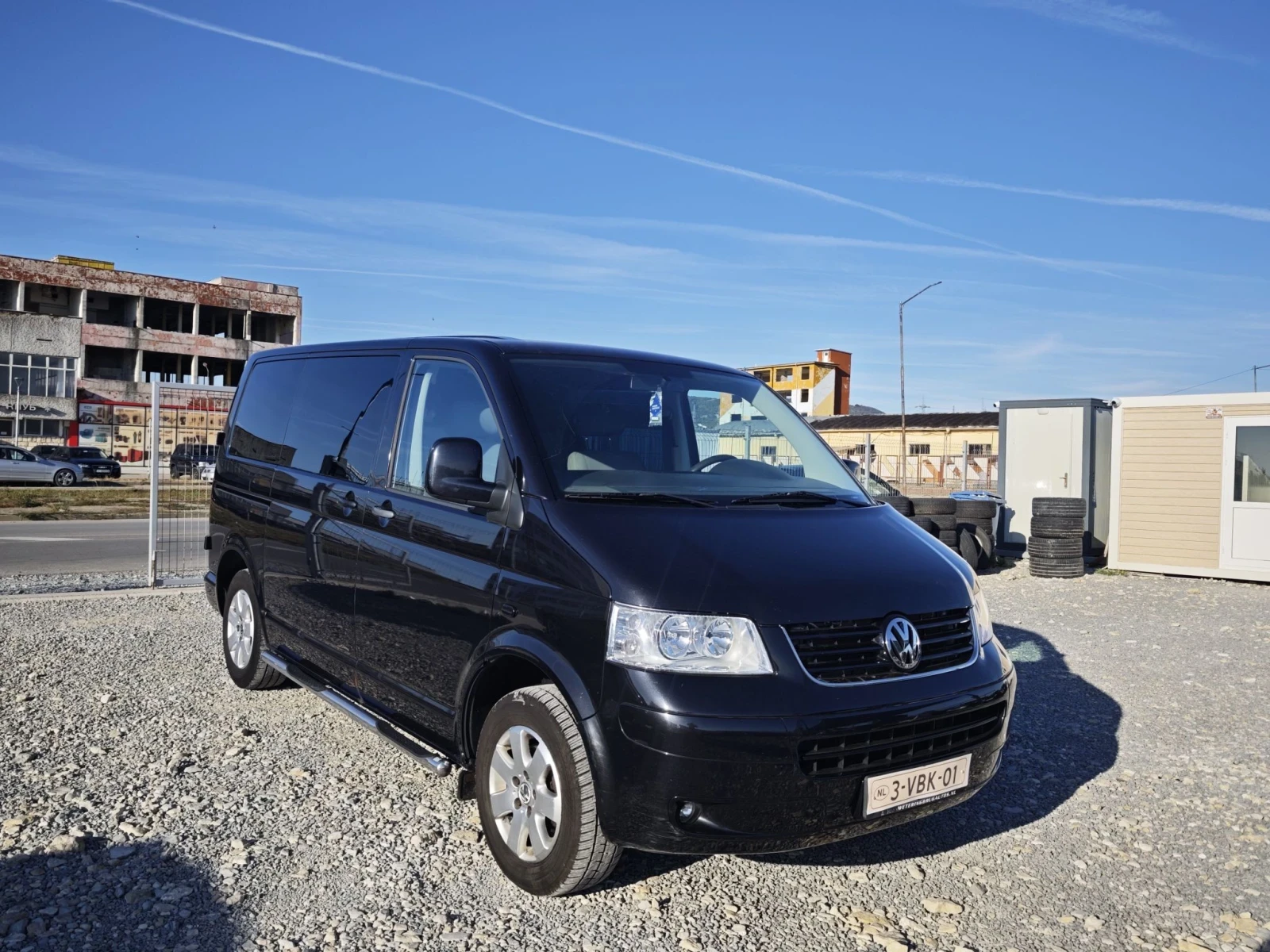VW T5, снимка 3 - Бусове и автобуси - 56328456