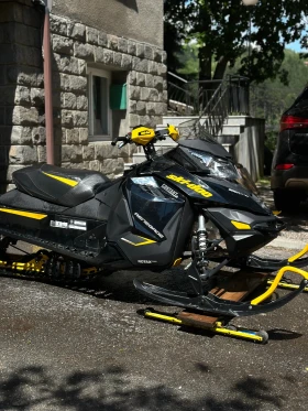 BRP Ski-Doo Renegade Backcountry X | Mobile.bg    2