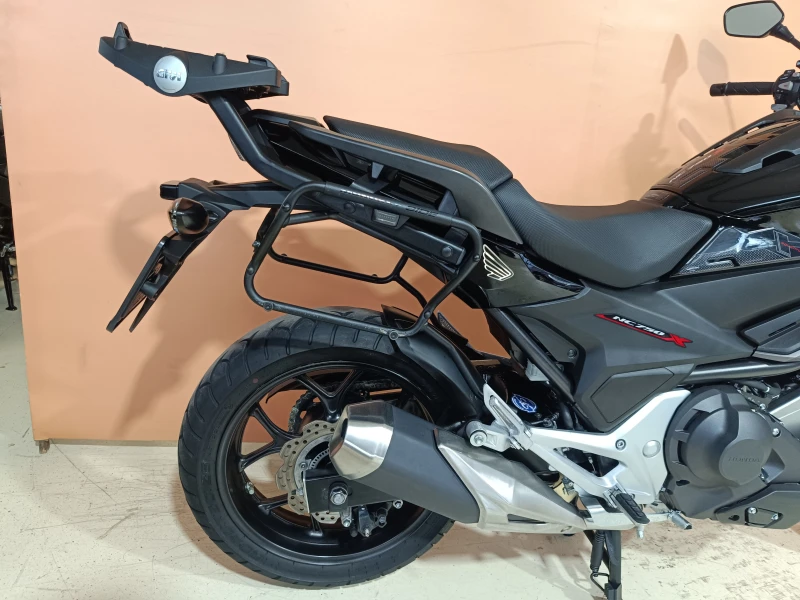 Honda Nc 750X ABS LED, снимка 9 - Мотоциклети и мототехника - 52501278