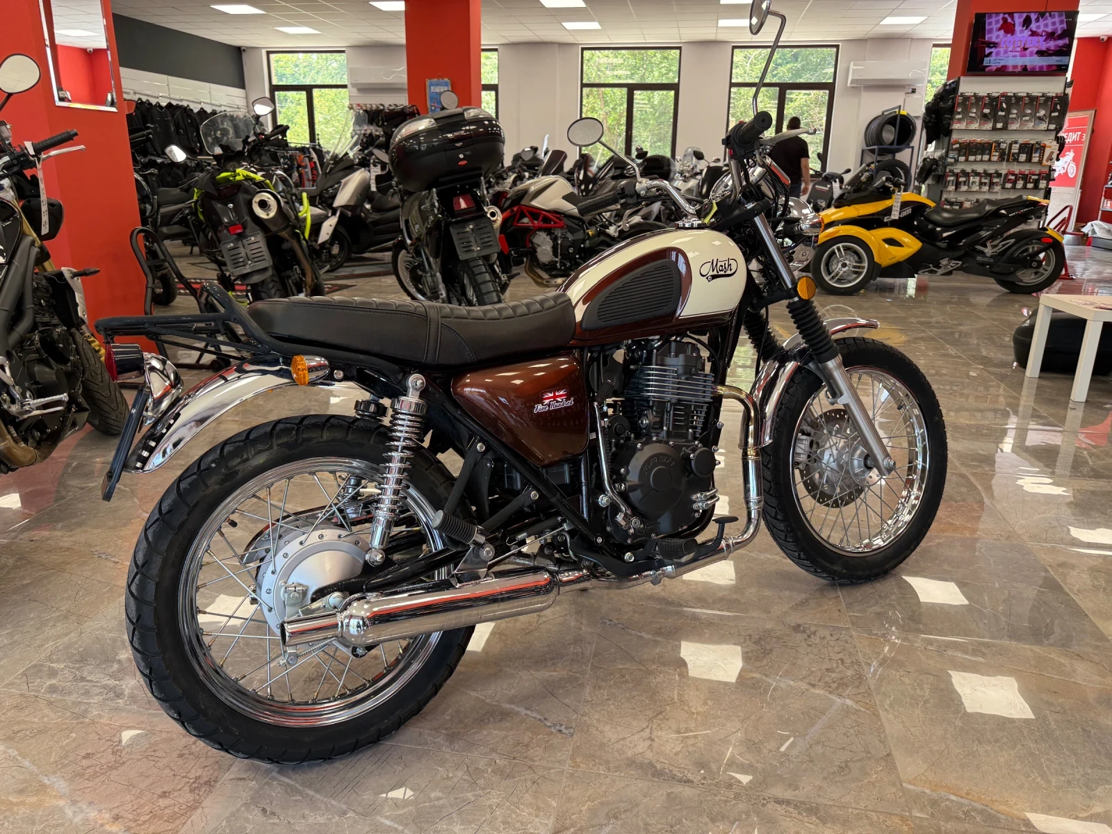 Honda Cb MASH 400 - изображение 3