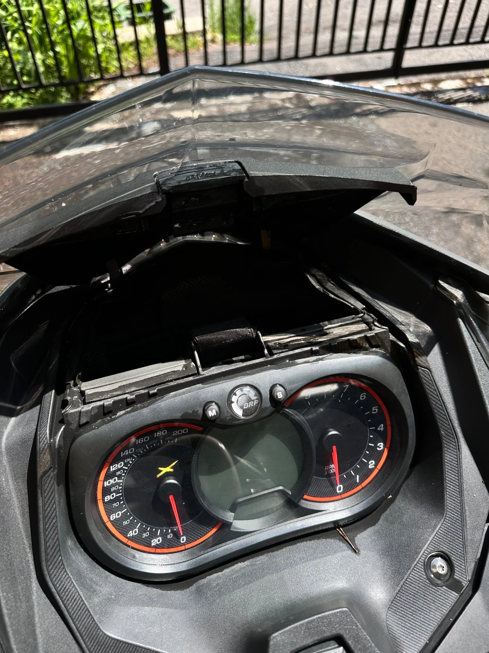 BRP Ski-Doo Renegade Backcountry X - изображение 7