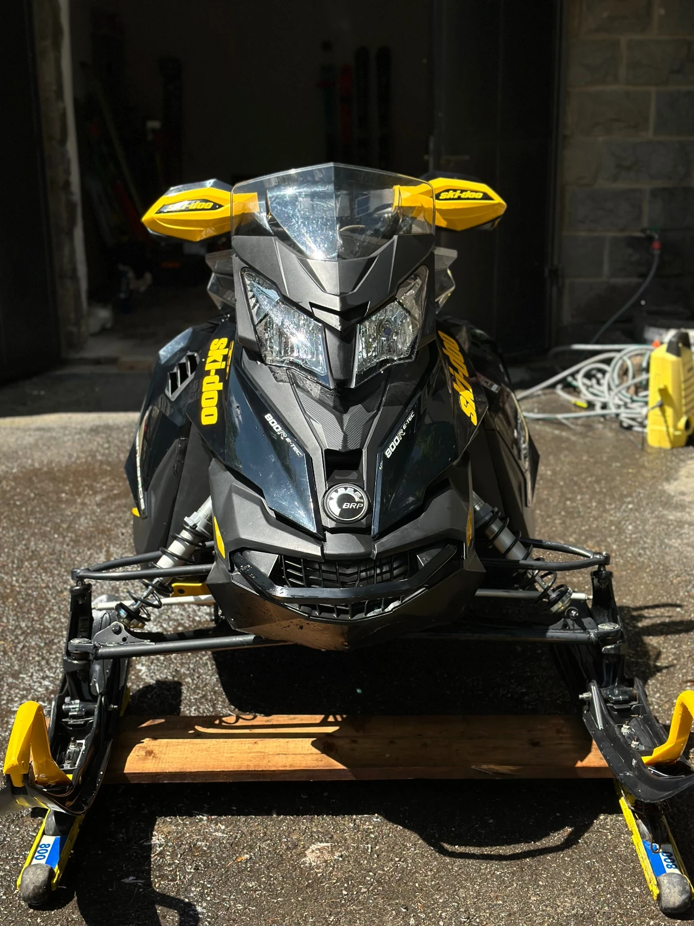 BRP Ski-Doo Renegade Backcountry X | Mobile.bg   1