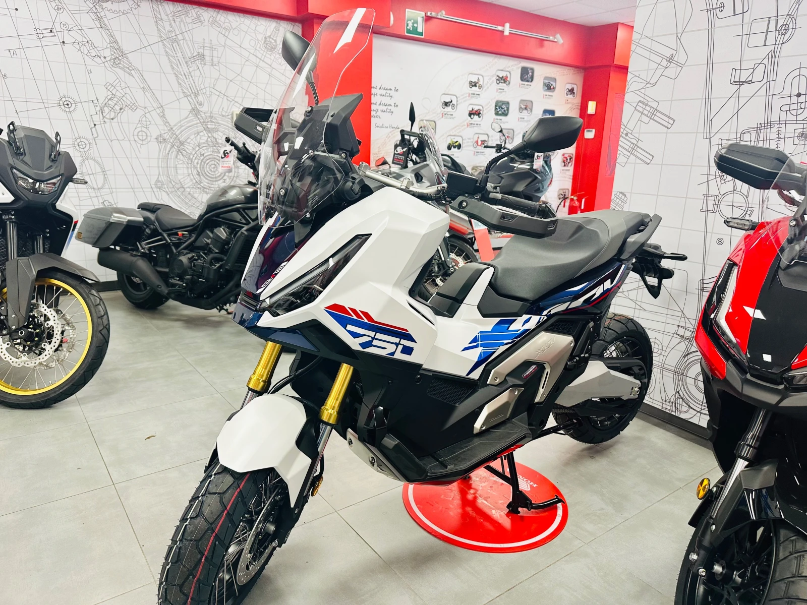 Honda X-ADV 750 Special Edition 2026г. НОВ - изображение 8
