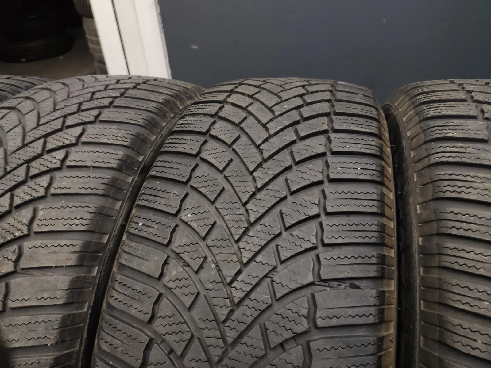  235/60R18 | Mobile.bg   3