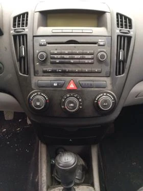 Kia Ceed 1.4i/1.6crdi, снимка 5