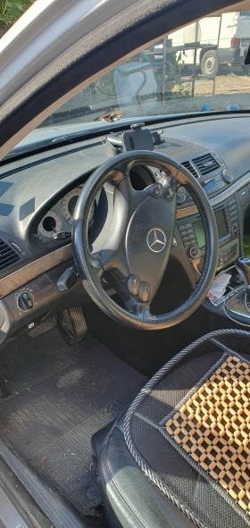 Mercedes-Benz E 320, снимка 7