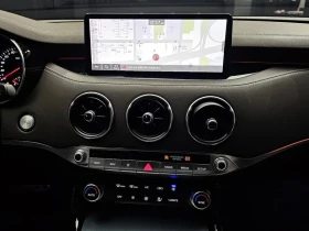 Kia Stinger 3.3 AWD GT - САМО 30% АВАНС, снимка 14