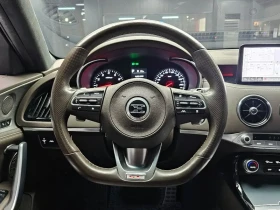 Kia Stinger 3.3 AWD GT - САМО 30% АВАНС, снимка 13