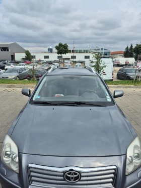 Toyota Avensis 2.0, снимка 1