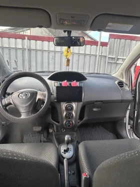 Toyota Yaris Мултимедия, задна камера , снимка 4