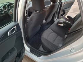 Kia Ceed 1.6CRDI - 136к.с., снимка 10