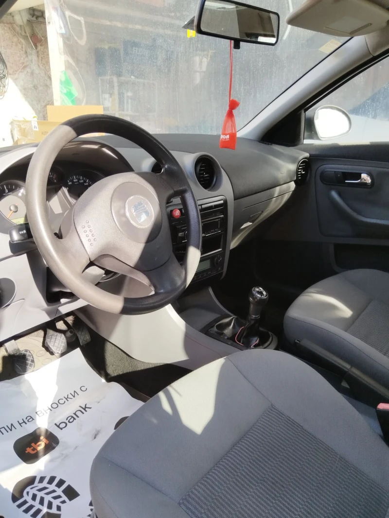 Seat Ibiza, снимка 7 - Автомобили и джипове - 47393300