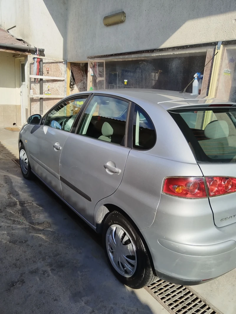 Seat Ibiza, снимка 5 - Автомобили и джипове - 47393300