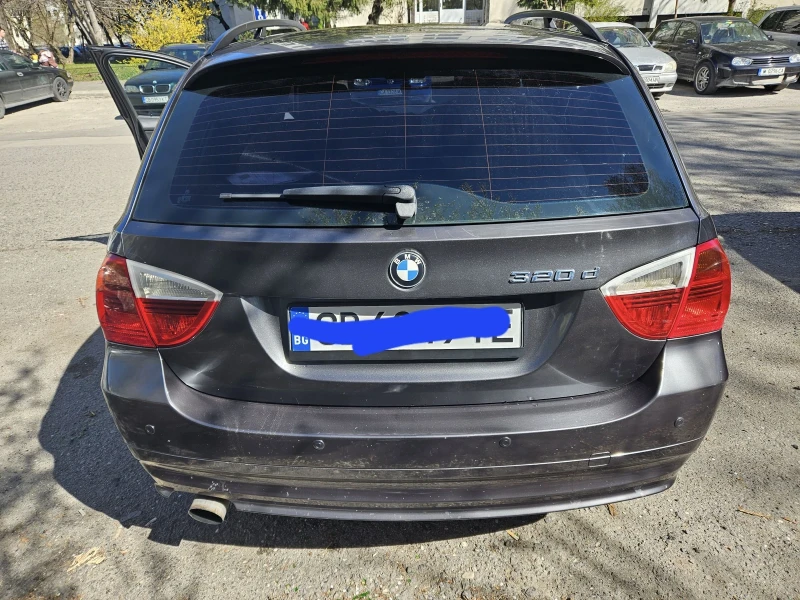 BMW 320, снимка 8 - Автомобили и джипове - 48382520