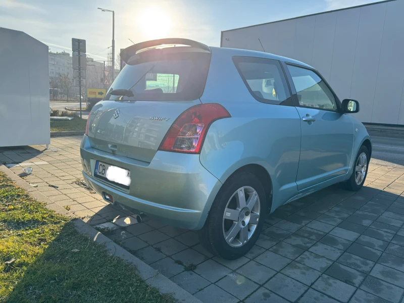 Suzuki Swift 1.3 , снимка 6 - Автомобили и джипове - 48411135