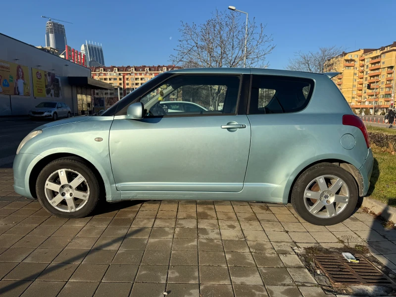 Suzuki Swift 1.3 , снимка 3 - Автомобили и джипове - 48411135