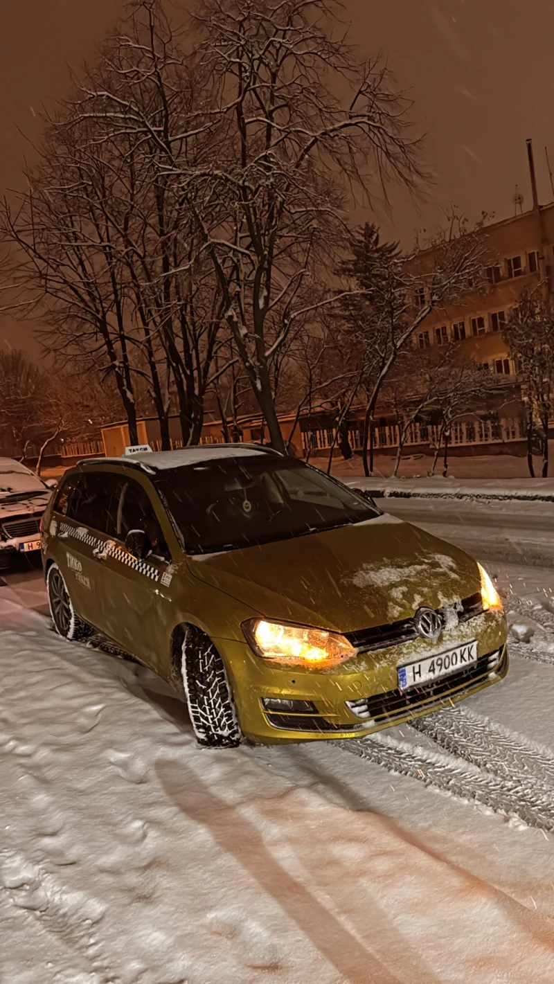 VW Golf 1.6 bluetdi, снимка 8 - Автомобили и джипове - 49244632