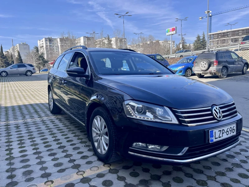 VW Passat 2.0 TDI DSG LED, снимка 2 - Автомобили и джипове - 49390158