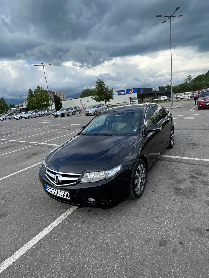 Honda Accord 2.0 AT Executive, снимка 6 - Автомобили и джипове - 49535062