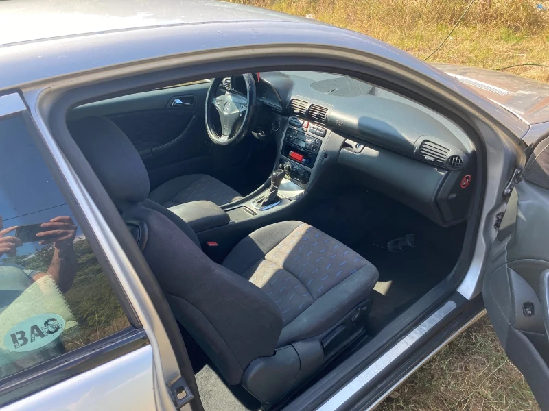 Mercedes-Benz C 200 Kompressor , снимка 6 - Автомобили и джипове - 53222327