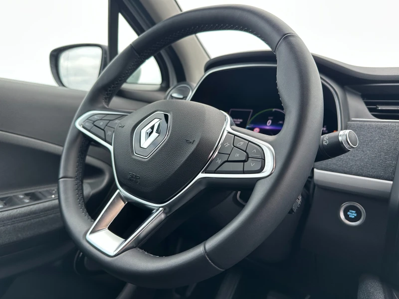 Renault Zoe R135 CCS 52kw Гаранция 99% SoH Термопомпа, снимка 12 - Автомобили и джипове - 53275340