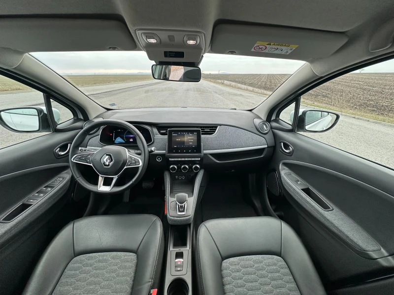 Renault Zoe R135 CCS 52kw Гаранция 99% SoH Термопомпа, снимка 10 - Автомобили и джипове - 53275340