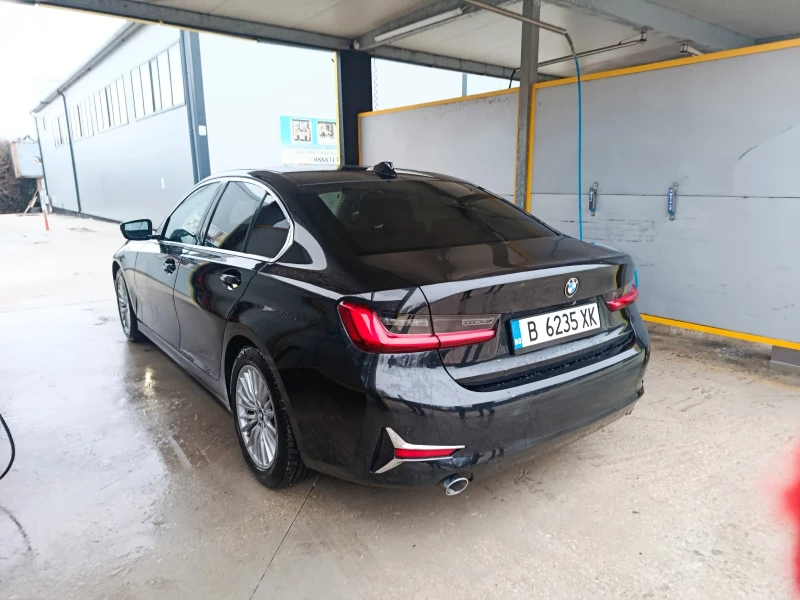 BMW 318 Car play , снимка 5 - Автомобили и джипове - 53500476