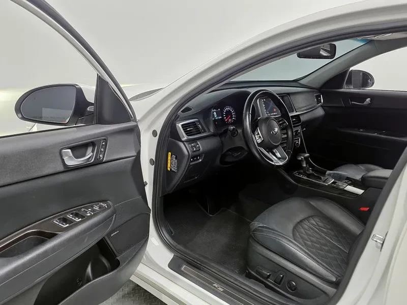 Kia K5, снимка 10 - Автомобили и джипове - 54834369