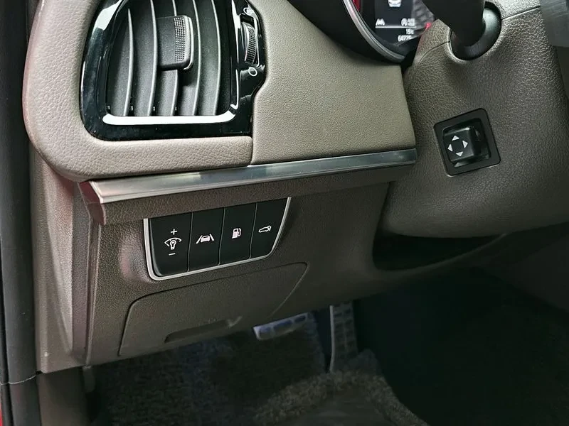 Kia Stinger 3.3 AWD GT - САМО 30% АВАНС, снимка 16 - Автомобили и джипове - 55889013