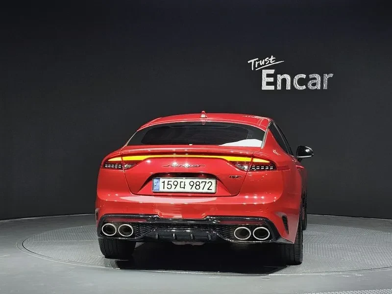 Kia Stinger 3.3 AWD GT - САМО 30% АВАНС, снимка 4 - Автомобили и джипове - 55889013