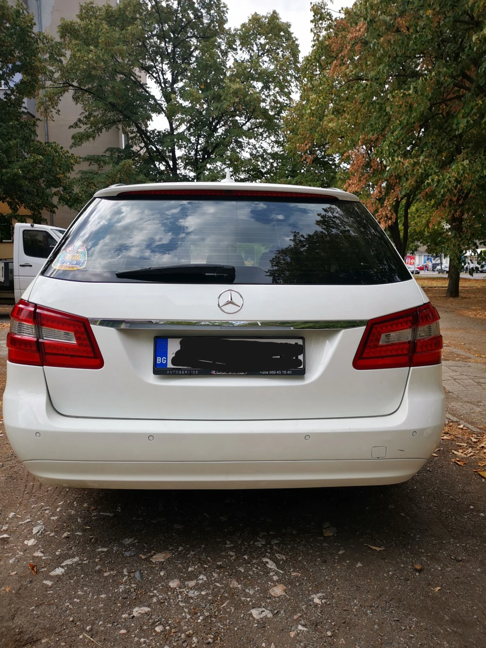 Mercedes-Benz E 200  - изображение 3