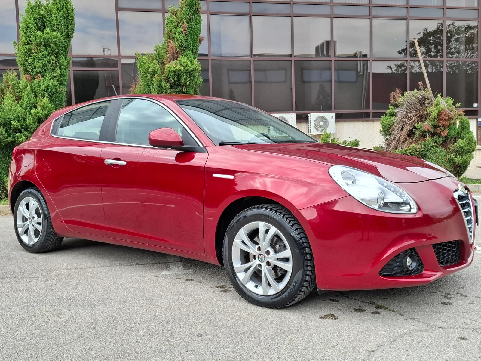Alfa Romeo Giulietta 1.6JTDm * КЛИМАТРОНИК * EURO 5 * ЛИЗИНГ *  - изображение 5
