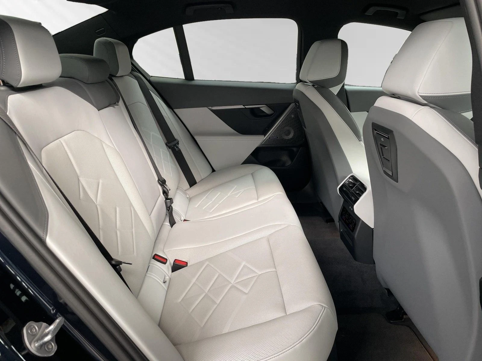 BMW i5 xDrive40 M-SPORT PAKET B&W HEAD UP 360 | Mobile.bg � ����������� 12
