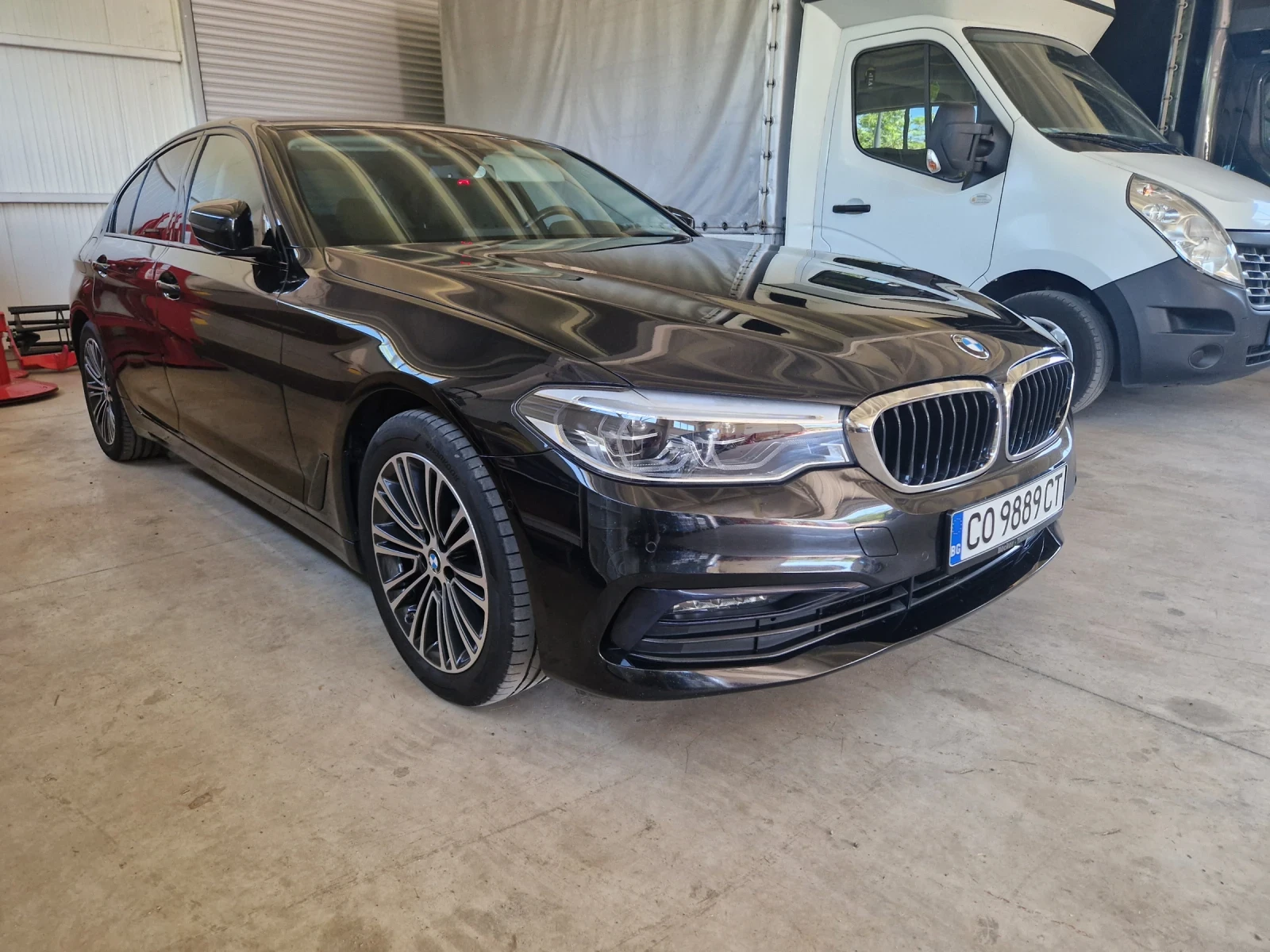 BMW 530 Harman Kardon/Камера//Обдухване/ keyless / - изображение 3
