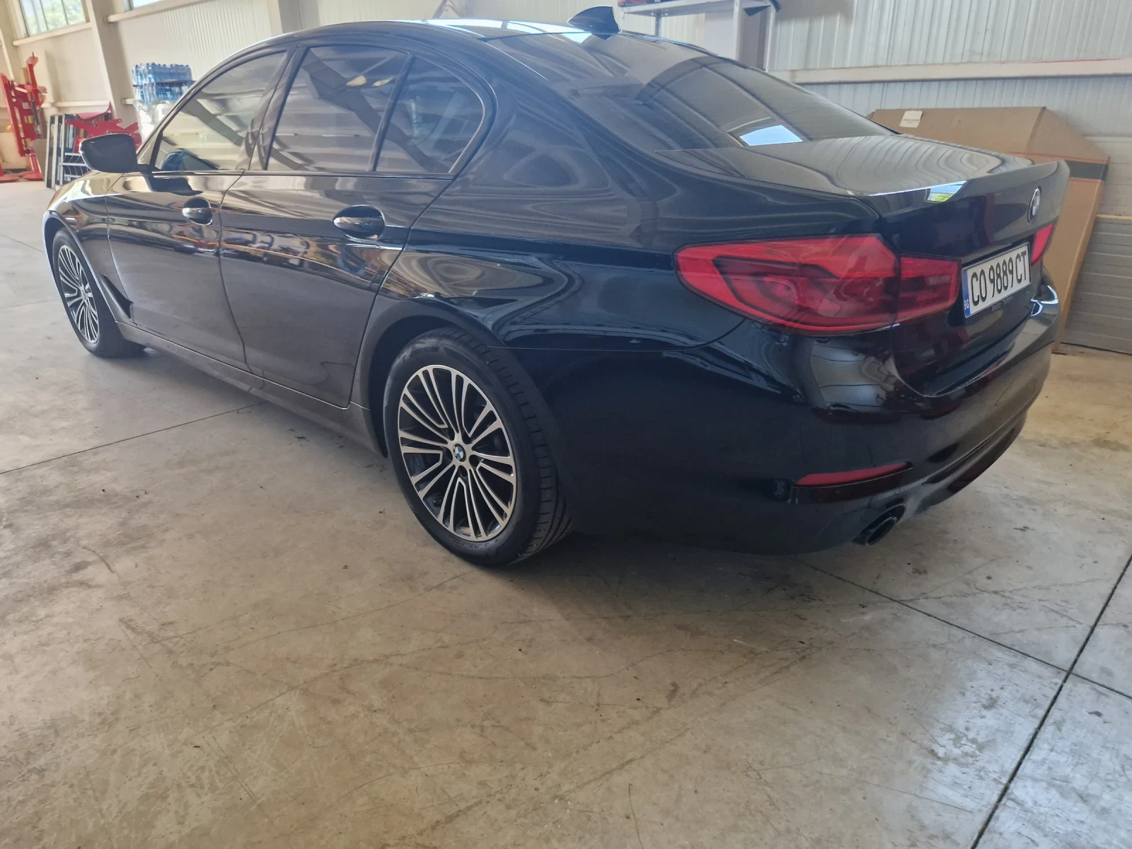 BMW 530 Harman Kardon/Камера//Обдухване/ keyless / - изображение 2