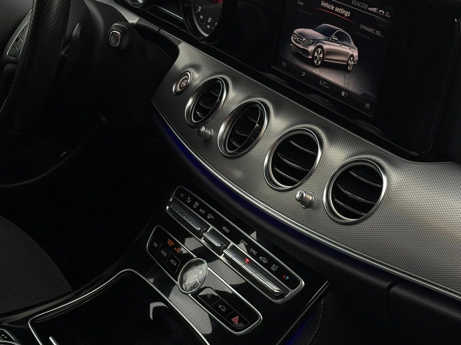 Mercedes-Benz E 220 LED-MULTIBEAM - изображение 10