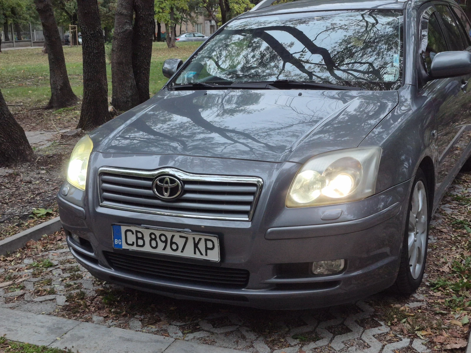 Toyota Avensis 2.0 - изображение 6