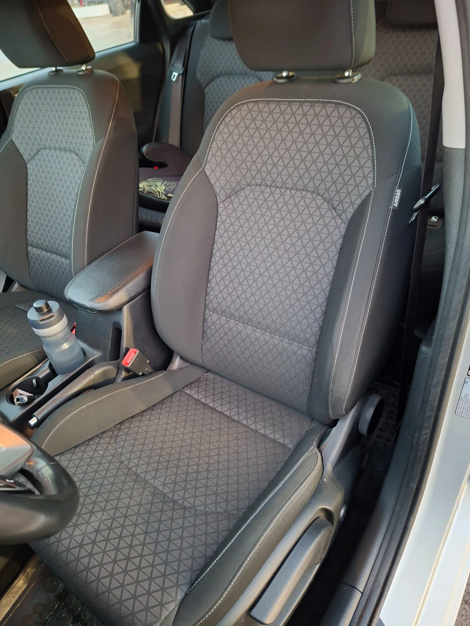 Kia Ceed 1.6CRDI - 136�.�. | Mobile.bg � ����������� 15