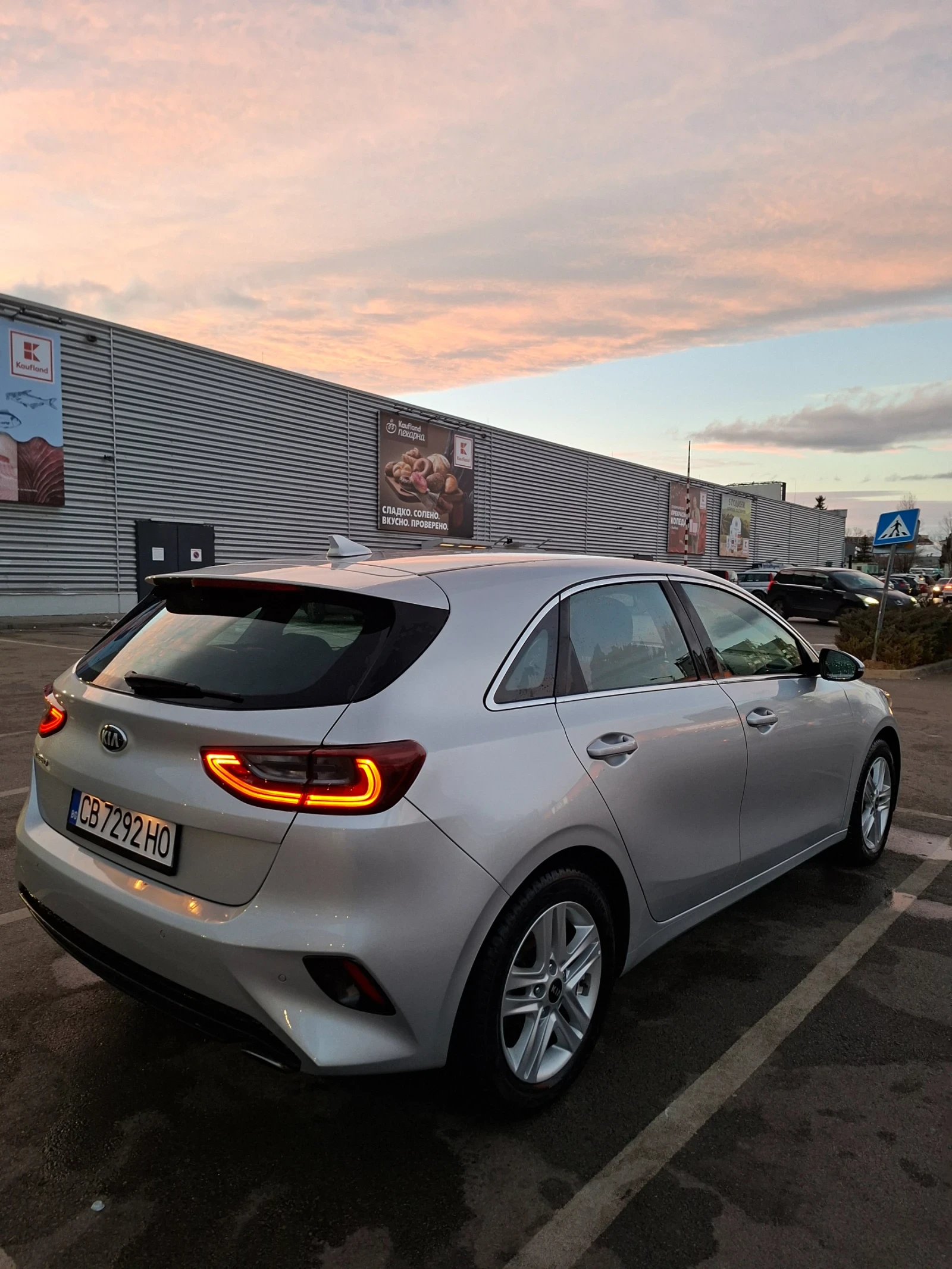 Kia Ceed 1.6CRDI - 136к.с. - изображение 5