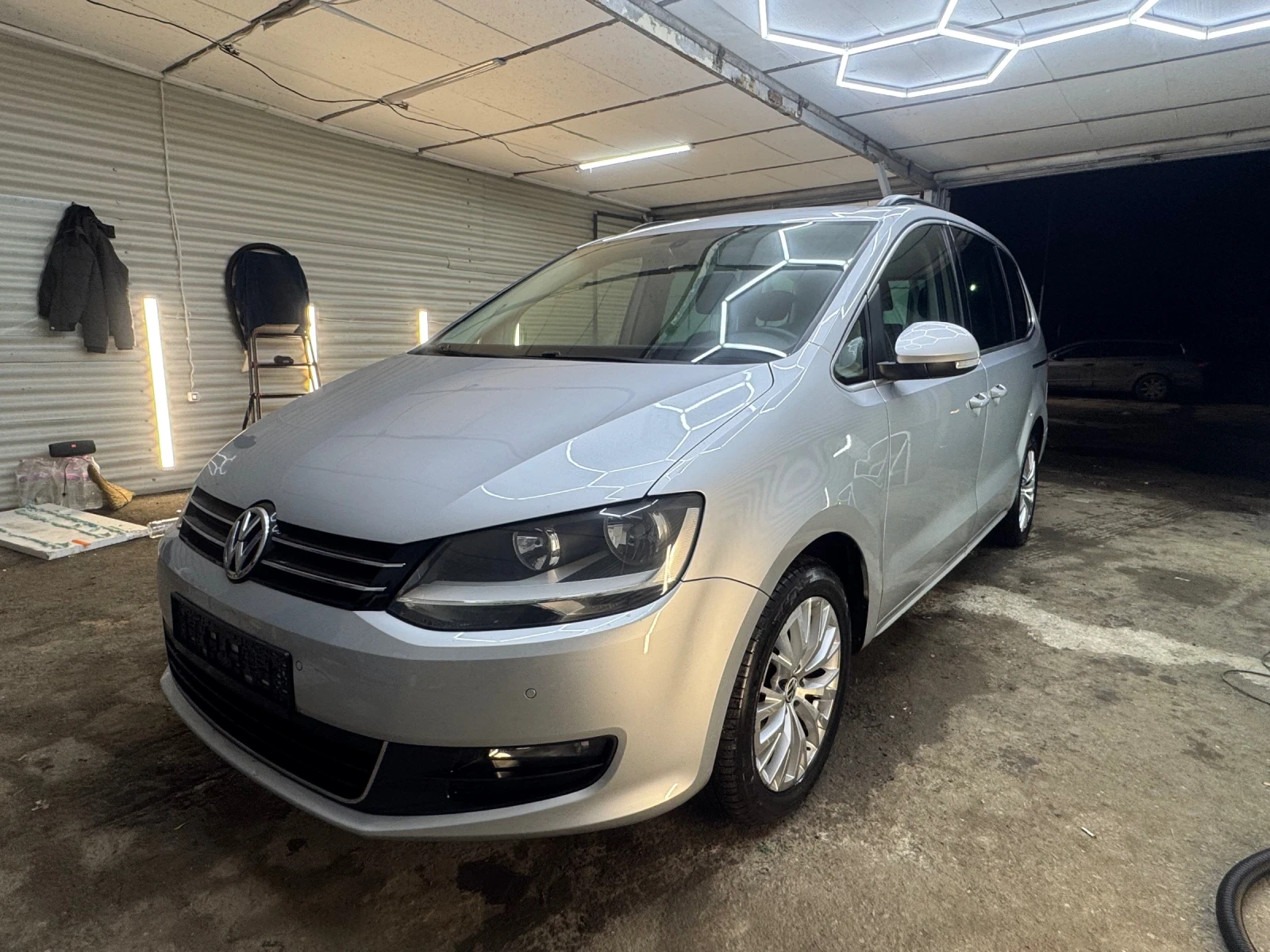 VW Sharan 2, 0TDI 7 ������ | Mobile.bg � ����������� 1