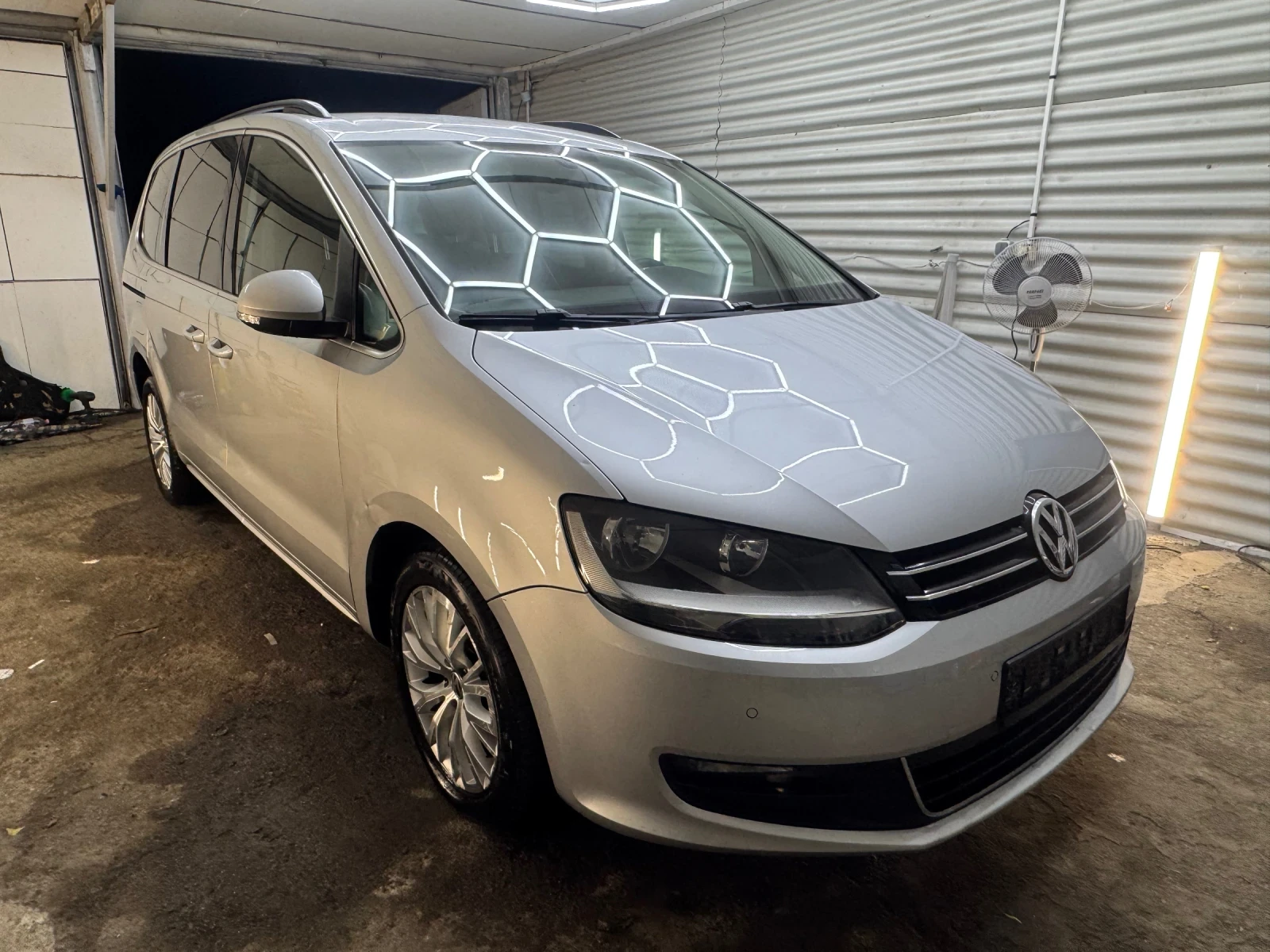 VW Sharan 2, 0TDI 7 местен - изображение 3